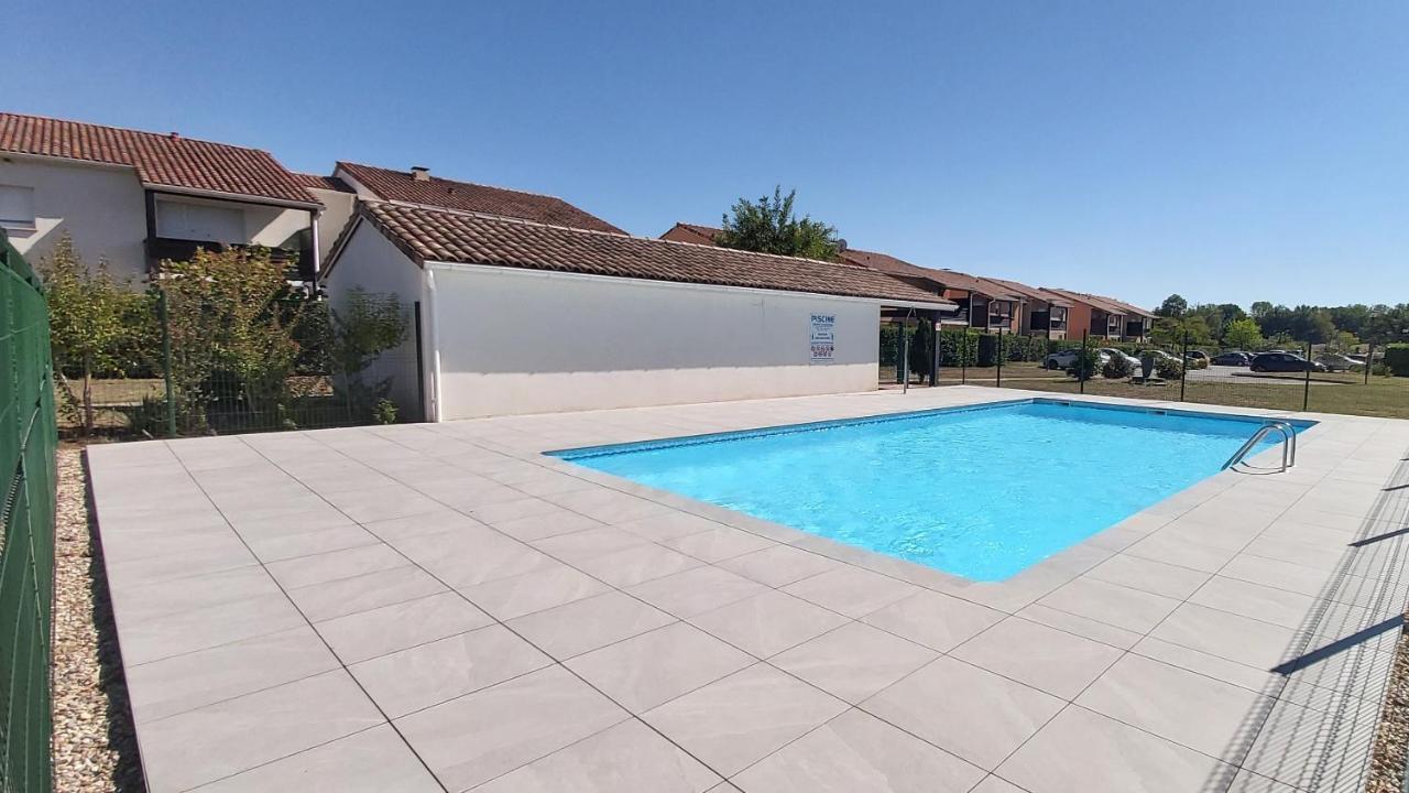 La Campagne Romantique - Avec Entree Autonome, Clim Neuve, Parking Prive & Sa Piscine ! - Saint-Sulpice  المظهر الخارجي الصورة
